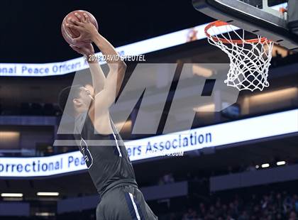Thumbnail 2 in Sierra Canyon vs. Sheldon (CIF State Open Division Final) photogallery.