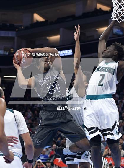 Thumbnail 2 in Sierra Canyon vs. Sheldon (CIF State Open Division Final) photogallery.