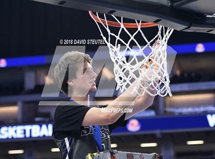 Thumbnail 3 in Sierra Canyon vs. Sheldon (CIF State Open Division Final) photogallery.