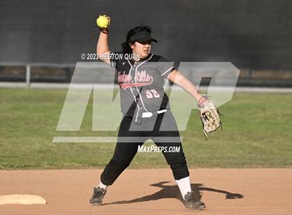 Thumbnail 1 in Madison @ Verdugo Hills (CIF State D5 SoCal Regional Final) photogallery.