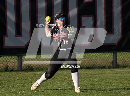 Thumbnail 2 in Madison @ Verdugo Hills (CIF State D5 SoCal Regional Final) photogallery.