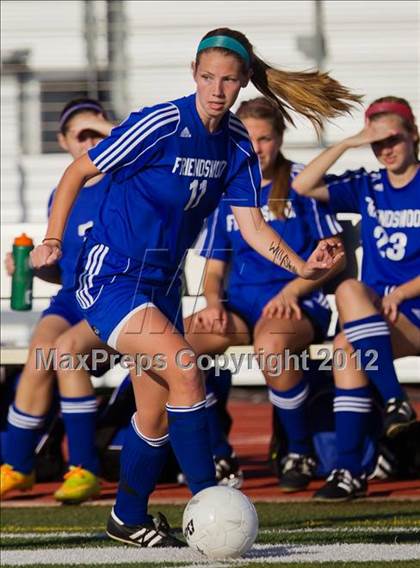 Thumbnail 3 in Clear Falls vs Friendswood (Region III Sectional Playoff) photogallery.