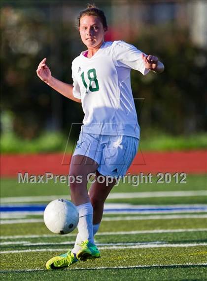 Thumbnail 2 in Clear Falls vs Friendswood (Region III Sectional Playoff) photogallery.