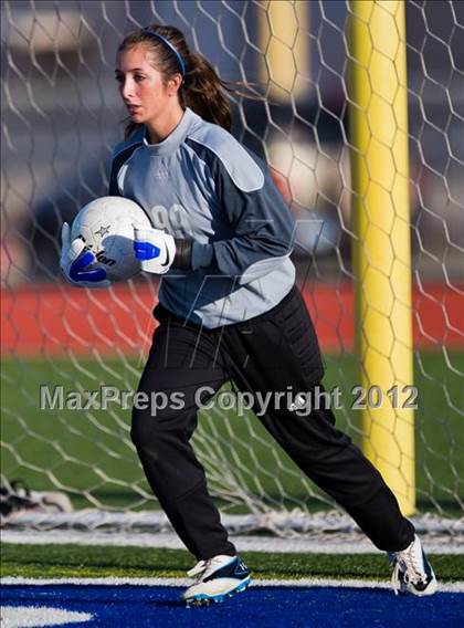 Thumbnail 2 in Clear Falls vs Friendswood (Region III Sectional Playoff) photogallery.