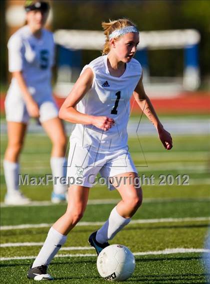Thumbnail 3 in Clear Falls vs Friendswood (Region III Sectional Playoff) photogallery.