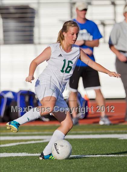 Thumbnail 2 in Clear Falls vs Friendswood (Region III Sectional Playoff) photogallery.