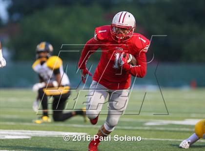 Thumbnail 2 in Brennan @ Judson photogallery.