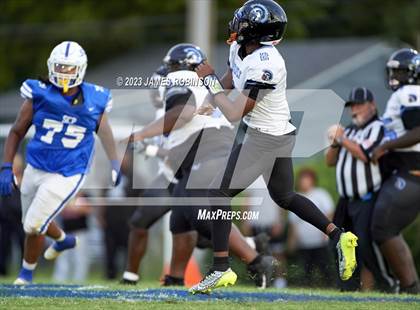 Thumbnail 3 in Ribault @ Stanton photogallery.