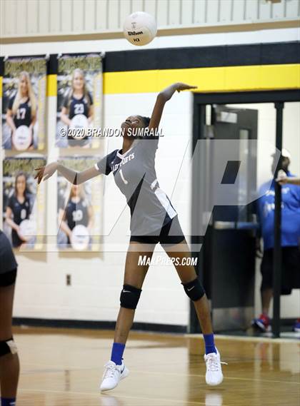 Thumbnail 1 in Isabella vs Lanier (Mustang Invitational) photogallery.