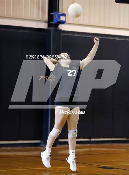 Thumbnail 2 in Isabella vs Lanier (Mustang Invitational) photogallery.