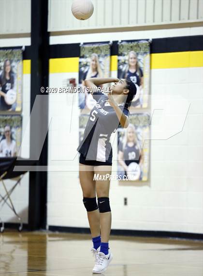 Thumbnail 1 in Isabella vs Lanier (Mustang Invitational) photogallery.
