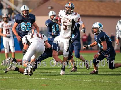 Thumbnail 1 in Westlake vs. Croton-Harmon (Section 1 Class B Final) photogallery.