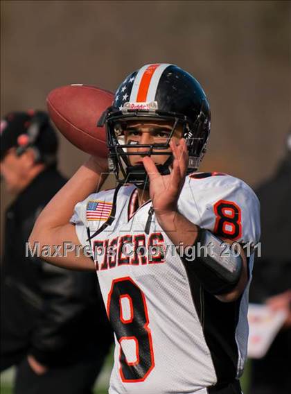 Thumbnail 3 in Westlake vs. Croton-Harmon (Section 1 Class B Final) photogallery.