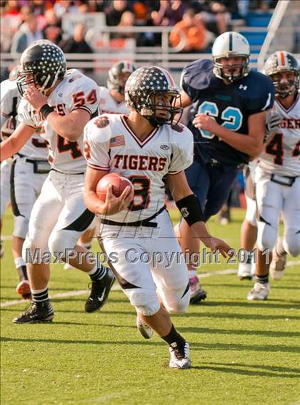 Thumbnail 3 in Westlake vs. Croton-Harmon (Section 1 Class B Final) photogallery.