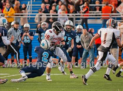 Thumbnail 2 in Westlake vs. Croton-Harmon (Section 1 Class B Final) photogallery.