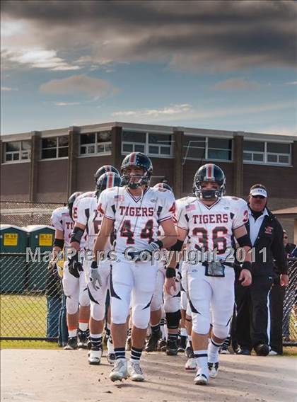 Thumbnail 2 in Westlake vs. Croton-Harmon (Section 1 Class B Final) photogallery.