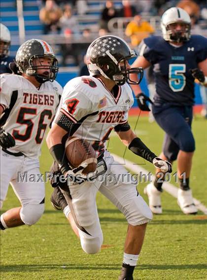Thumbnail 3 in Westlake vs. Croton-Harmon (Section 1 Class B Final) photogallery.