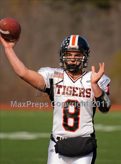 Thumbnail 1 in Westlake vs. Croton-Harmon (Section 1 Class B Final) photogallery.