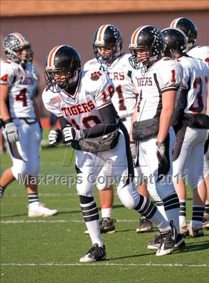 Thumbnail 1 in Westlake vs. Croton-Harmon (Section 1 Class B Final) photogallery.