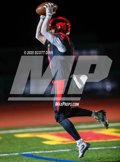 Thumbnail 2 in Lincoln vs Willow Glen (D4 Semifinal) photogallery.