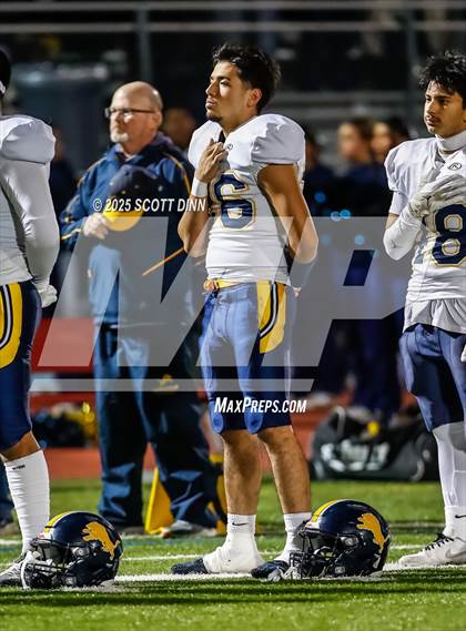 Thumbnail 2 in Lincoln vs Willow Glen (D4 Semifinal) photogallery.