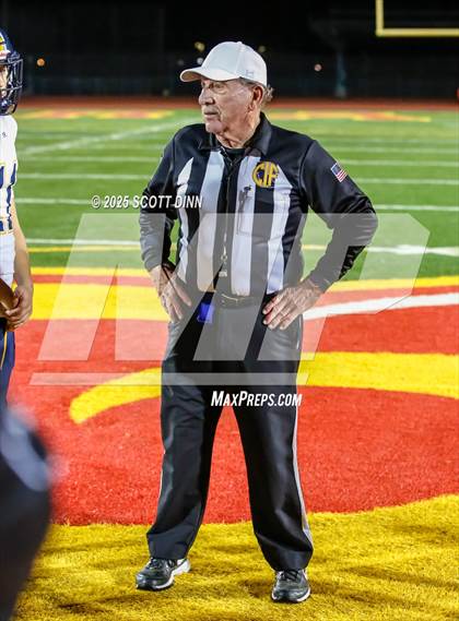 Thumbnail 1 in Lincoln vs Willow Glen (D4 Semifinal) photogallery.