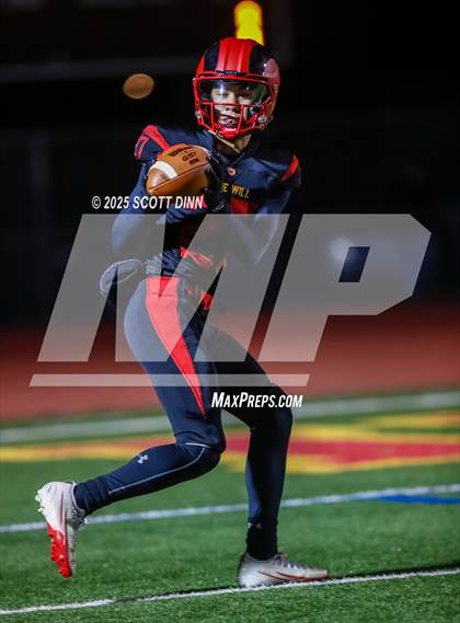 Thumbnail 3 in Lincoln vs Willow Glen (D4 Semifinal) photogallery.