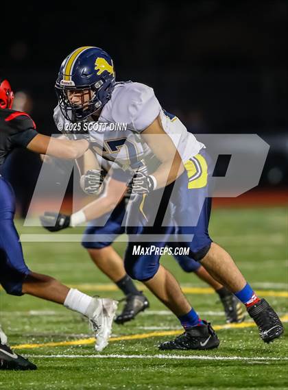 Thumbnail 2 in Lincoln vs Willow Glen (D4 Semifinal) photogallery.