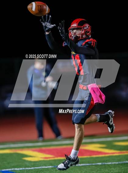 Thumbnail 3 in Lincoln vs Willow Glen (D4 Semifinal) photogallery.