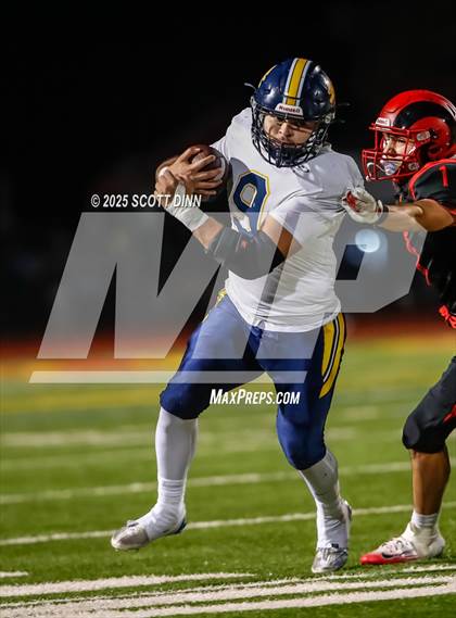 Thumbnail 2 in Lincoln vs Willow Glen (D4 Semifinal) photogallery.