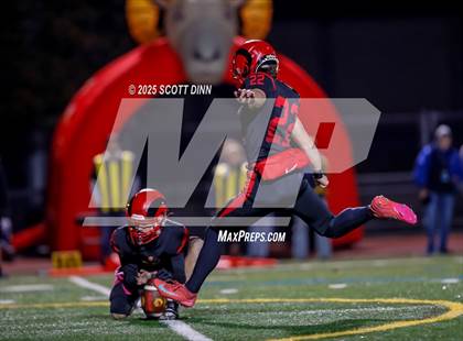 Thumbnail 3 in Lincoln vs Willow Glen (D4 Semifinal) photogallery.
