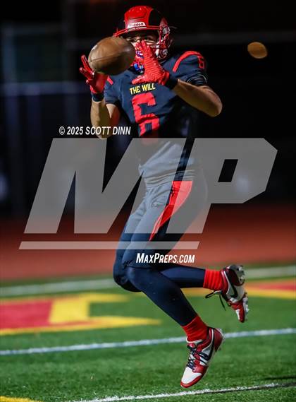 Thumbnail 2 in Lincoln vs Willow Glen (D4 Semifinal) photogallery.