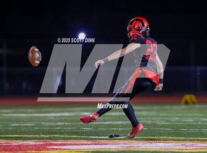 Thumbnail 1 in Lincoln vs Willow Glen (D4 Semifinal) photogallery.