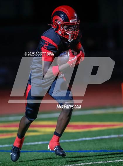 Thumbnail 2 in Lincoln vs Willow Glen (D4 Semifinal) photogallery.