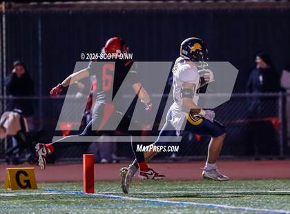 Thumbnail 2 in Lincoln vs Willow Glen (D4 Semifinal) photogallery.