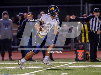 Thumbnail 2 in Lincoln vs Willow Glen (D4 Semifinal) photogallery.