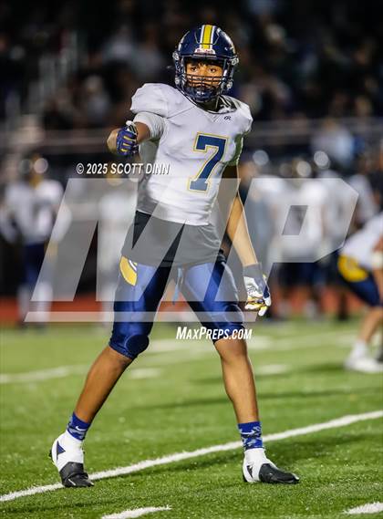 Thumbnail 1 in Lincoln vs Willow Glen (D4 Semifinal) photogallery.