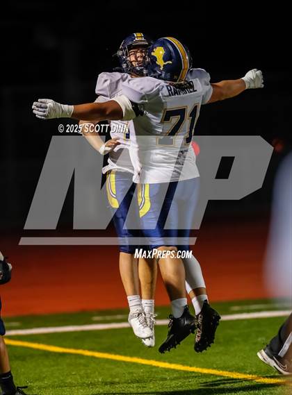 Thumbnail 1 in Lincoln vs Willow Glen (D4 Semifinal) photogallery.