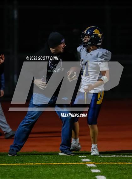 Thumbnail 2 in Lincoln vs Willow Glen (D4 Semifinal) photogallery.