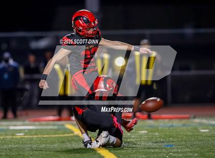 Thumbnail 1 in Lincoln vs Willow Glen (D4 Semifinal) photogallery.