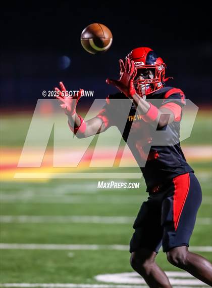 Thumbnail 3 in Lincoln vs Willow Glen (D4 Semifinal) photogallery.