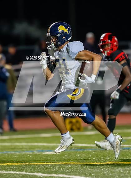 Thumbnail 1 in Lincoln vs Willow Glen (D4 Semifinal) photogallery.