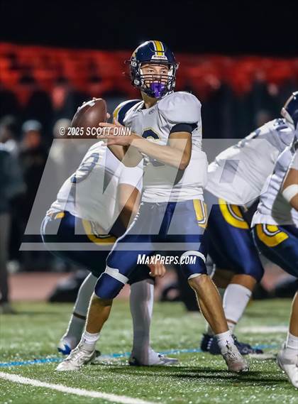 Thumbnail 1 in Lincoln vs Willow Glen (D4 Semifinal) photogallery.