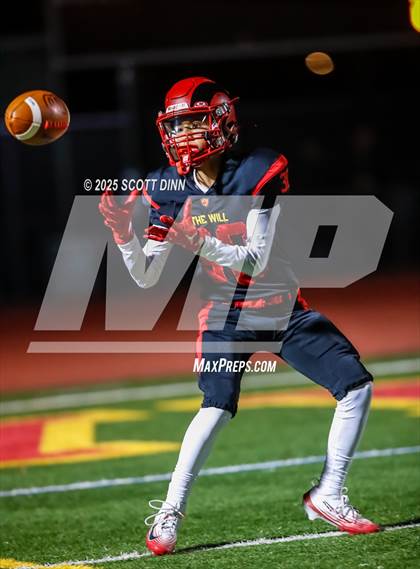 Thumbnail 3 in Lincoln vs Willow Glen (D4 Semifinal) photogallery.