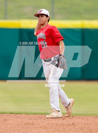 Thumbnail 1 in Brandeis vs Lake Travis (Scrimmage) photogallery.