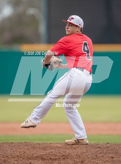 Thumbnail 2 in Brandeis vs Lake Travis (Scrimmage) photogallery.