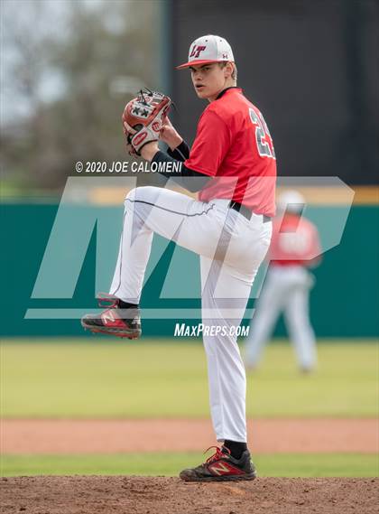 Thumbnail 3 in Brandeis vs Lake Travis (Scrimmage) photogallery.
