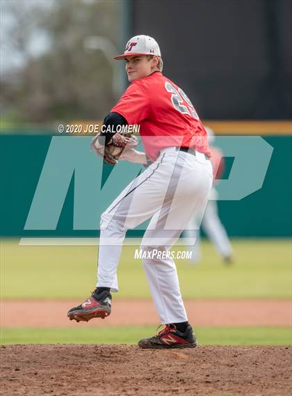 Thumbnail 3 in Brandeis vs Lake Travis (Scrimmage) photogallery.