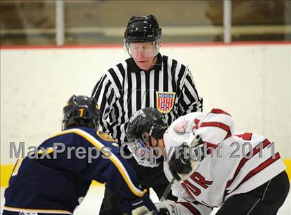 Thumbnail 3 in Trinity-Pawling vs. Tabor (Avon Christmas Classic) photogallery.