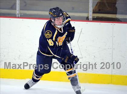 Thumbnail 1 in Trinity-Pawling vs. Tabor (Avon Christmas Classic) photogallery.